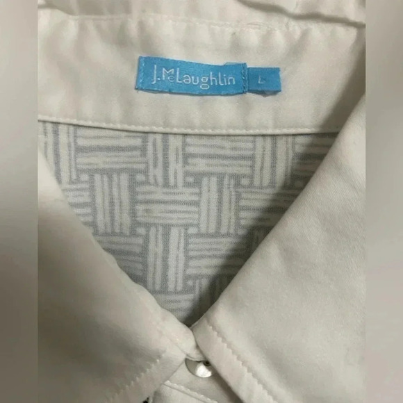 J. McLaughlin Long Sleeve Button Up Collared Black & White Geometric Top Large - Picture 2 of 4